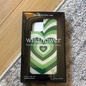 Wildflowers Green Heart iPhone 12/12 Pro Case